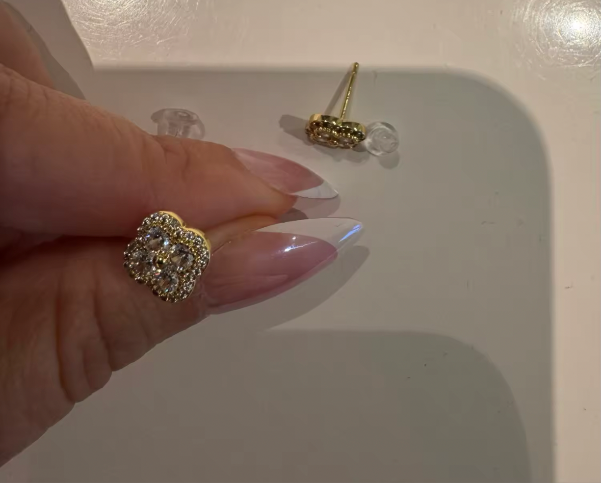 Clover Ohrringe 18K vergoldet